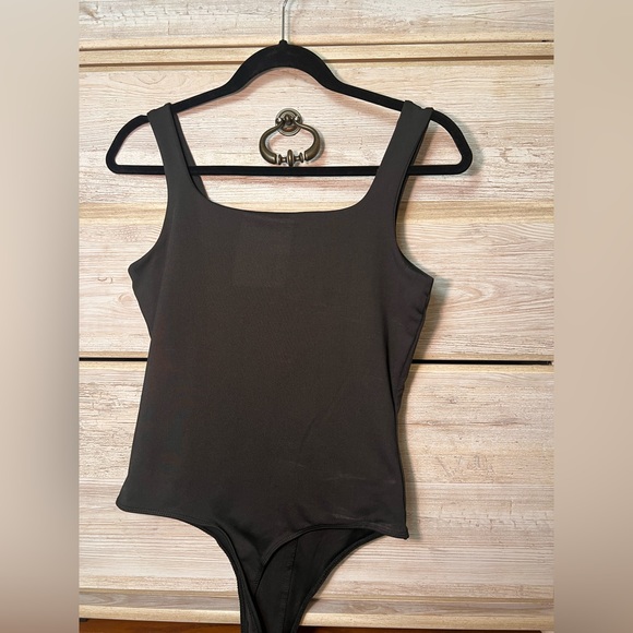 So Classic Square Neck silky spandex black bodysuit. - Picture 2 of 3
